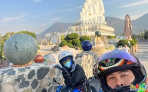 Vợ chồng Việt chi 130 triệu phượt xe máy xuyên Thái Lan